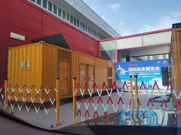 武进发电车出租-发电机无电压或电压太低怎么办？